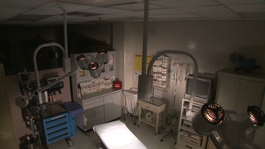 jib over operating table or emergency surgery room