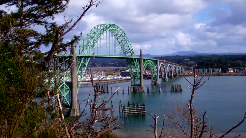 Newport Oregon river bridge