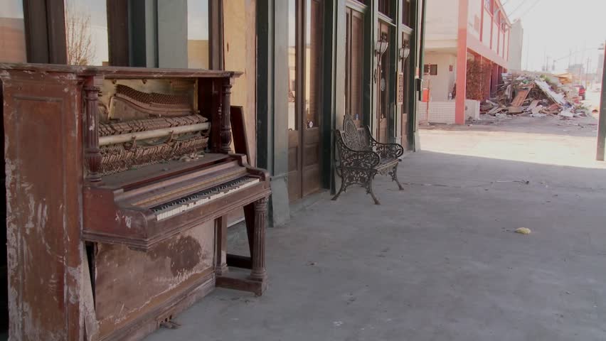 An old piano sits in front of a Glaveston bar after Hurricane Ike.
