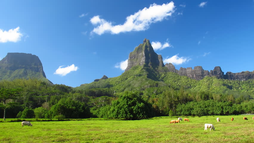 Time Lapse Valley on Moorea, French Polynesia 