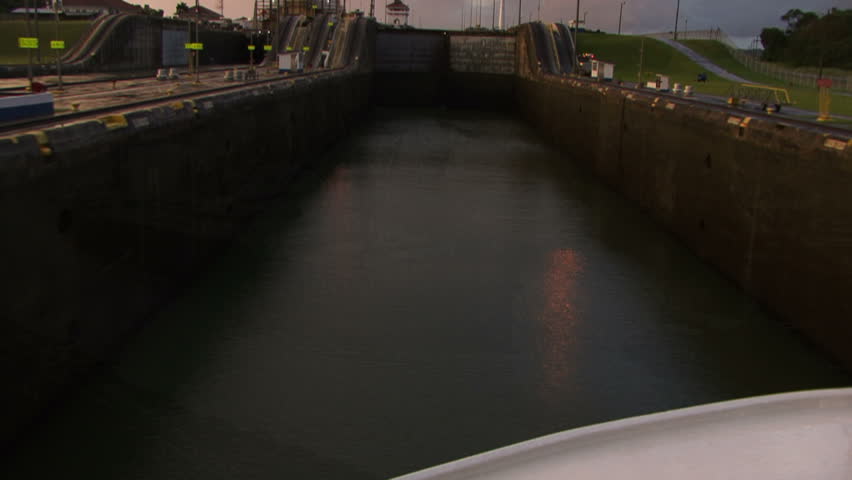 Panama Canal Locks Time-lapse