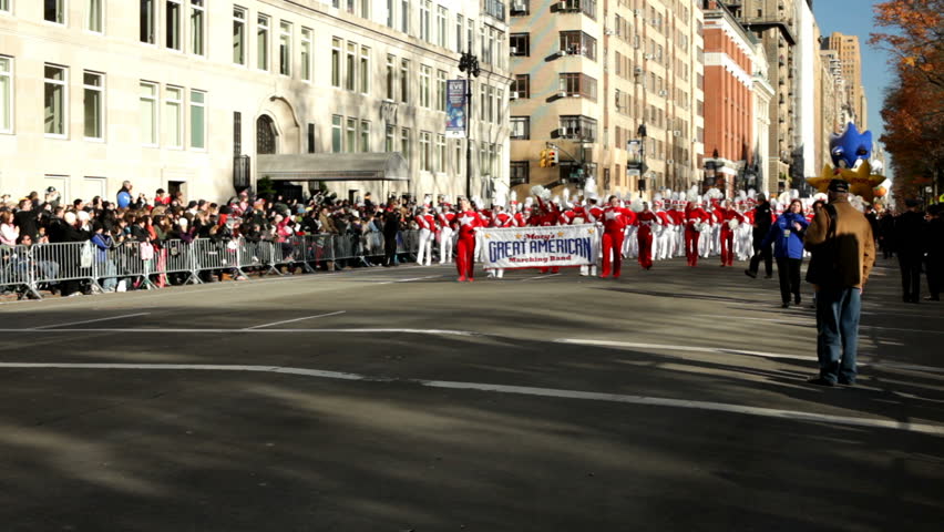 NEW YORK CITY, NY - NOVEMBER 24: Macy's 85th Annual Great American Marching band at the beginning of the Thanksgiving Day Parade on November 24, 2011 in New York City, New York. 