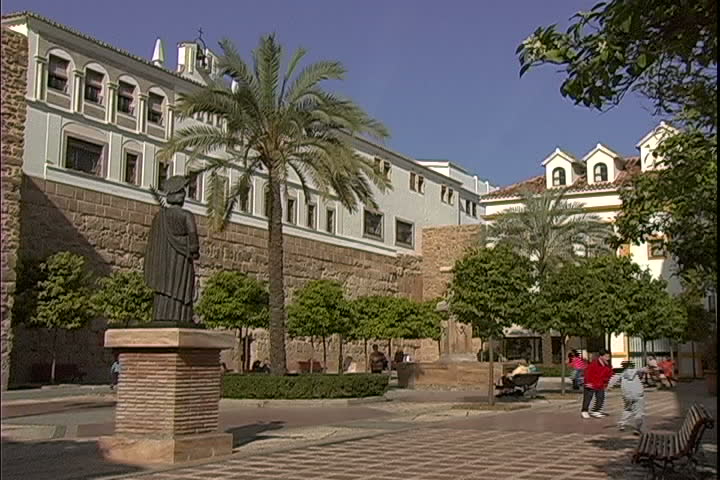 Santa Maria Churchyard 