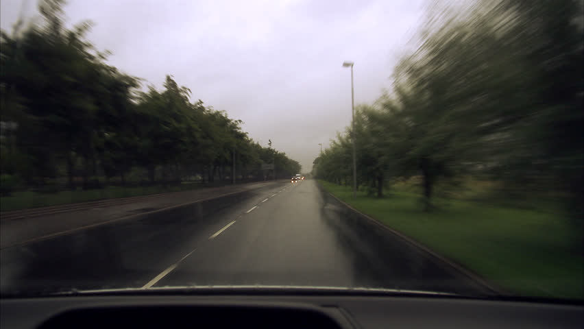 A car drive in bad weather