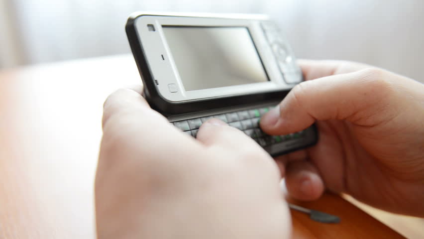 SMS on smartphone QWERTY keyboard
