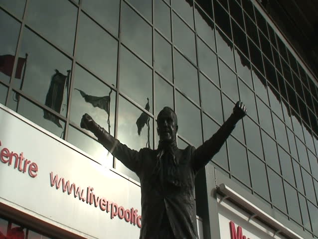 zoom in of bill shankly memorial, 16:9 anamorphic widescreen