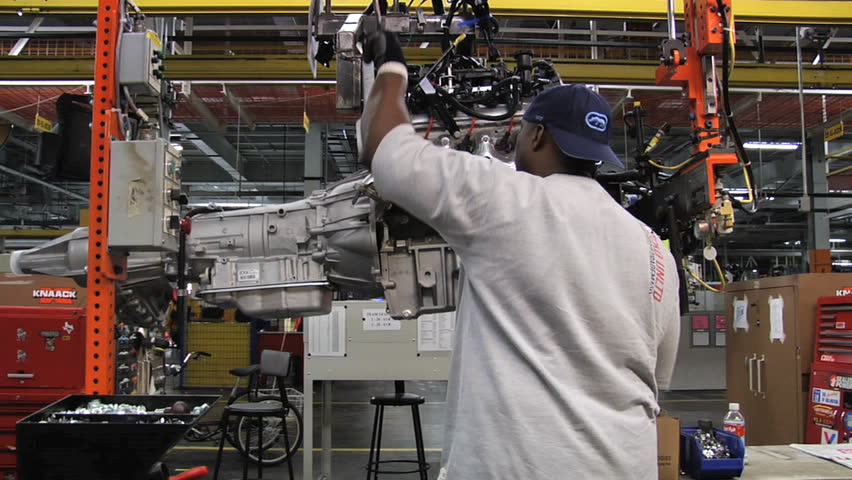 ARLINGTON, TEXAS - Auto workers assemble Sports Utility Vehicles at the General Motors Assembly plant in Arlington, Texas, August 2007.