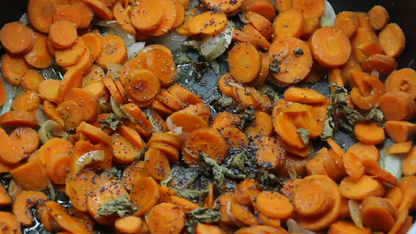 cooking carrots in frying pan