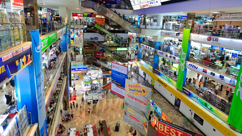 BANGKOK, NOV 16, Timelapse view of the interior of Pantip IT plaza on November 16, 2011 in Bangkok, Thailand