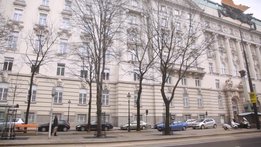 Passable by the building Federal Ministry for Economy, family and youth - BMWFJ
