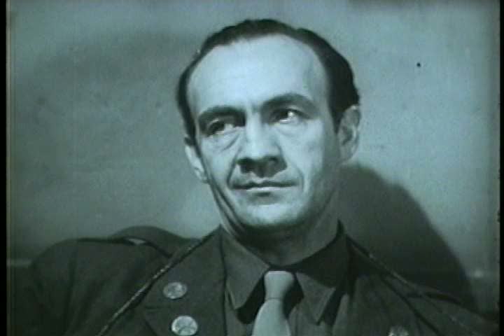 1940s - A sergeant hums and sings while reminiscing about his Infantry Division