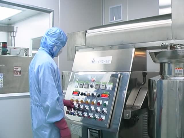 Liquid medicine production line.