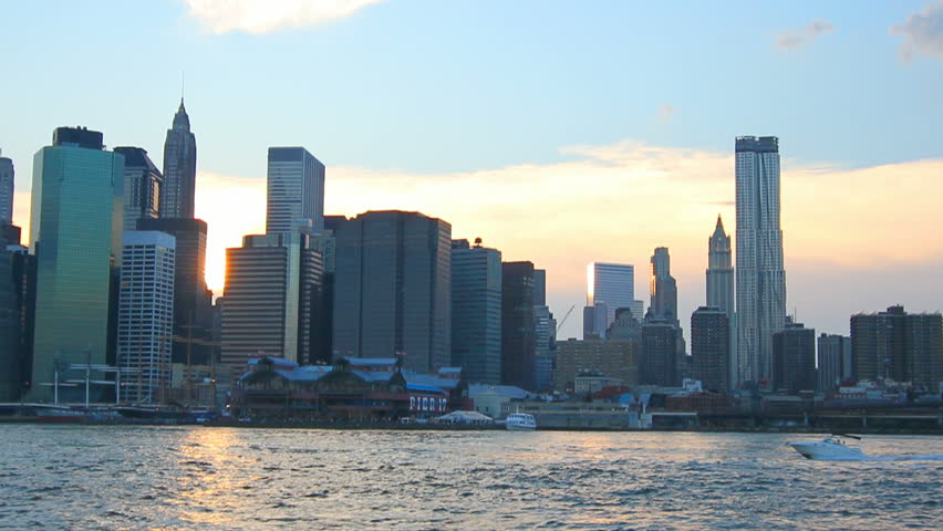 New York, time-lapse (south street seaport) 