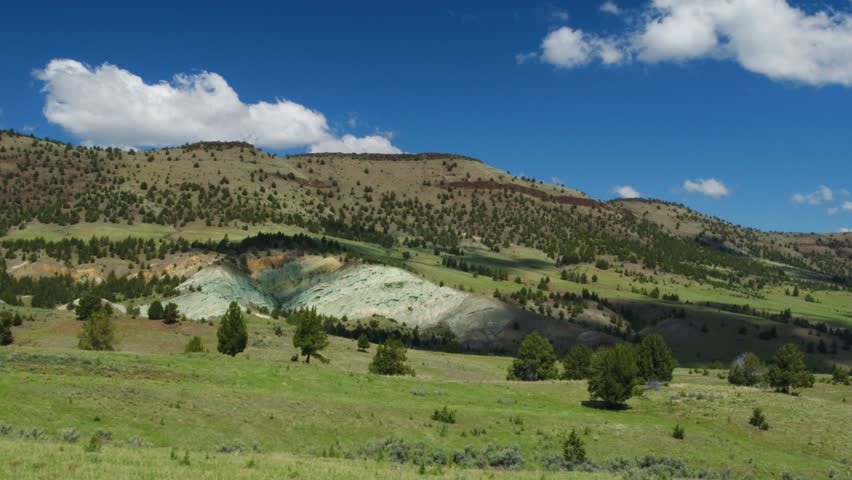 Painted Hills landscape in Oregon image - Free stock photo - Public ...