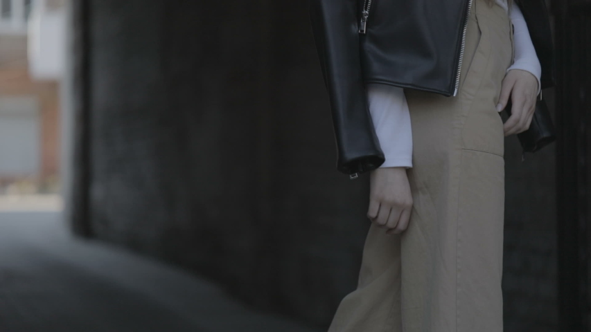 Fucks teen girl comes on to girl video