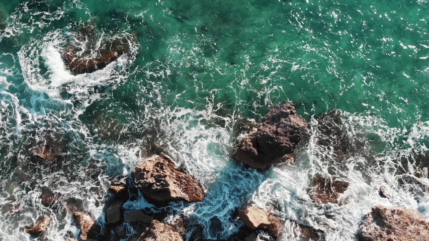 Waves Crashing on the Rocky Shoreline image - Free stock photo - Public ...