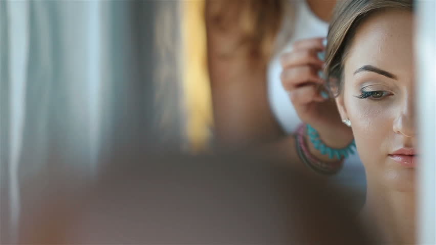 Header of unwavering