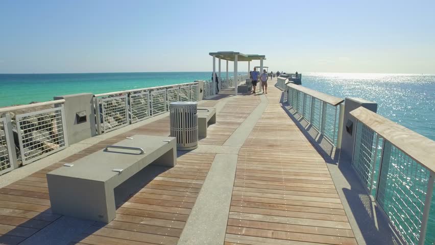 Miami Beach March 3 South Pointe Park Pier Is A 450 Foot Miami Beach March 3 South Pointe Park Pier Is A 450 Foot Completed In 2017 At Cost Of 4 8 Million Dollars 2016 Fl