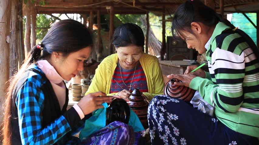 burmese woman