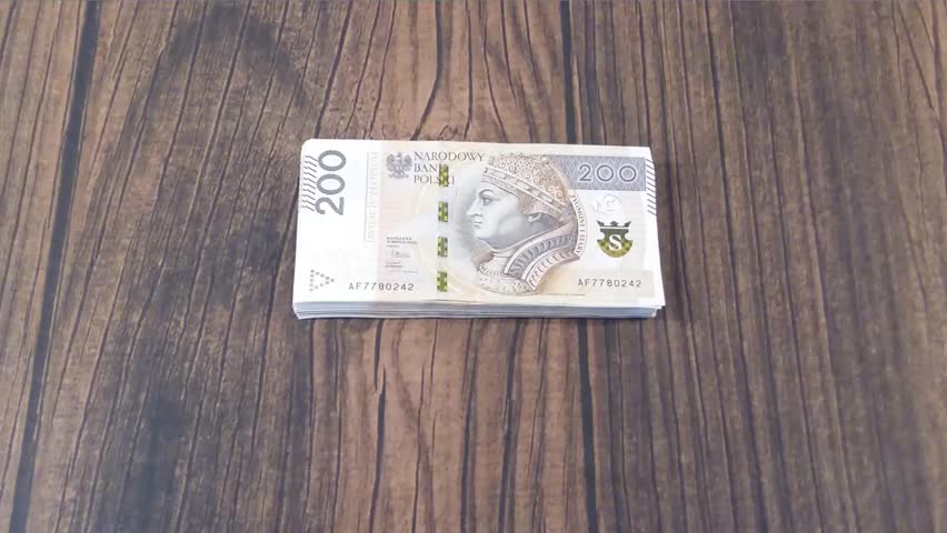 Header of zloty