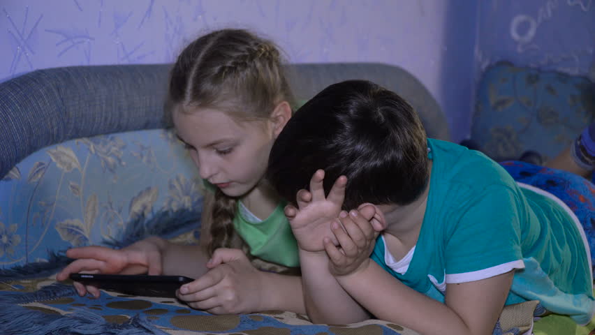 Смотреть жесткий секс брат с сестрой с брат сестрой секс жесткий смотреть